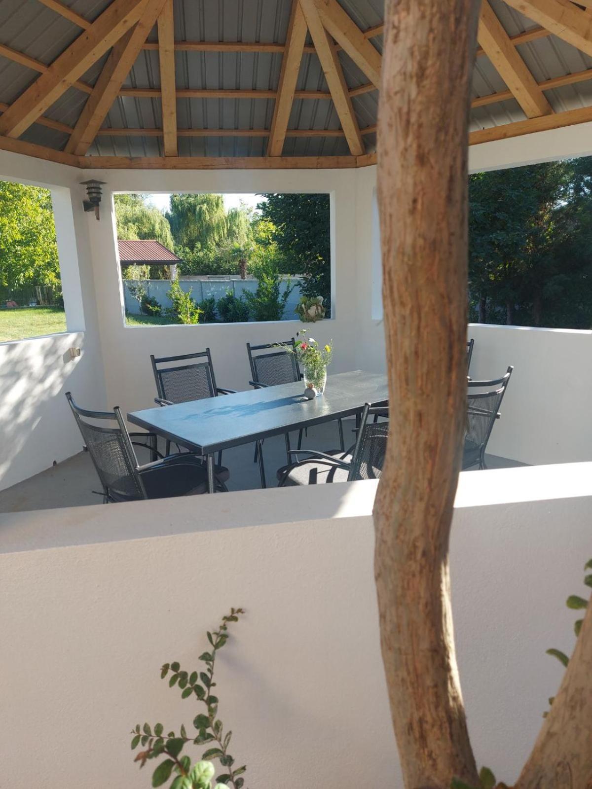 Homes Fig