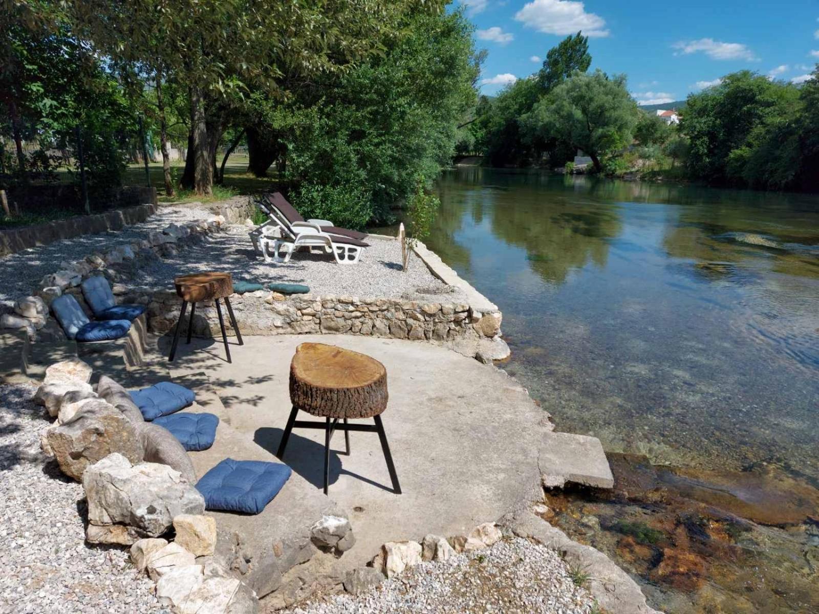 Homes Fig Blagaj